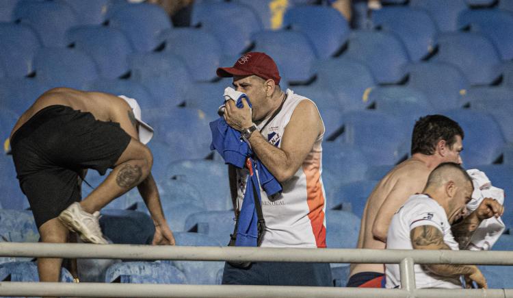 Imagen de Lamentables incidentes entre hinchas de Nacional y la policía