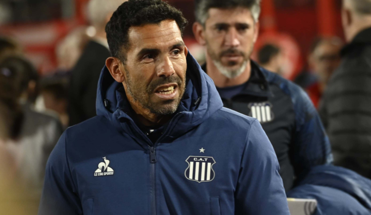 Imagen de La drástica decisión de Carlos Tevez tras la derrota que dejó a Talleres cerca del descenso