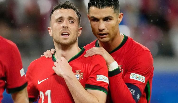 Imagen de Las críticas a Cristiano Ronaldo por no ir al funeral de Diogo Jota
