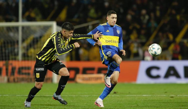 Imagen de Implacable: el gol de Merentiel a Almirante Brown
