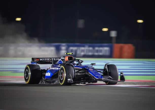 Imagen de La viveza de Colapinto en su largada en la Sprint en Qatar