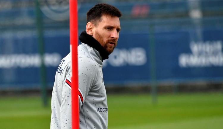 Imagen de Alerta Messi: no estará entre los convocados para el partido de mañana