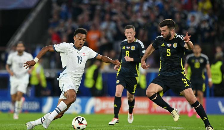Imagen de Escocia y Suiza quedaron a mano en un entretenido partido