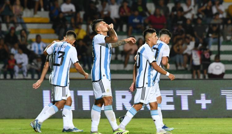 Imagen de La tranquilidad de Mascherano tras la clasificación: "El grupo está bien, el resto fluye"