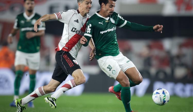 Imagen de Nacho Fernández subrayó distracciones y rescató la mejora de River