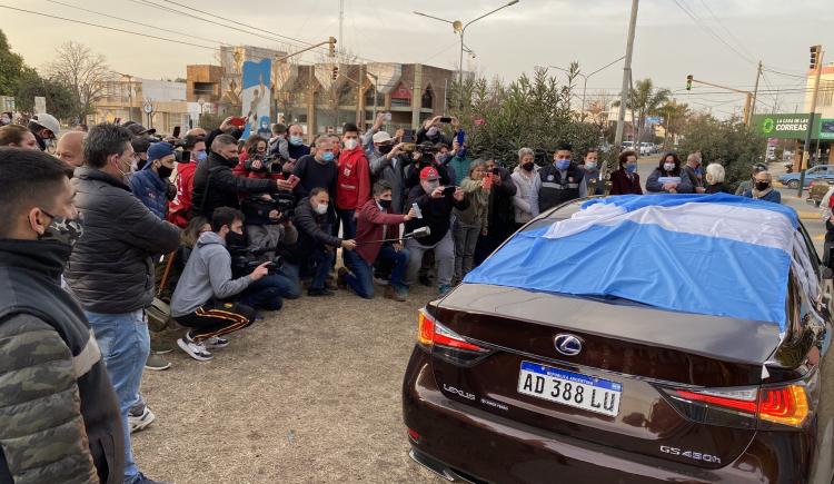 Imagen de PECHITO LÓPEZ, RECIBIDO COMO UN HÉROE EN RÍO TERCERO