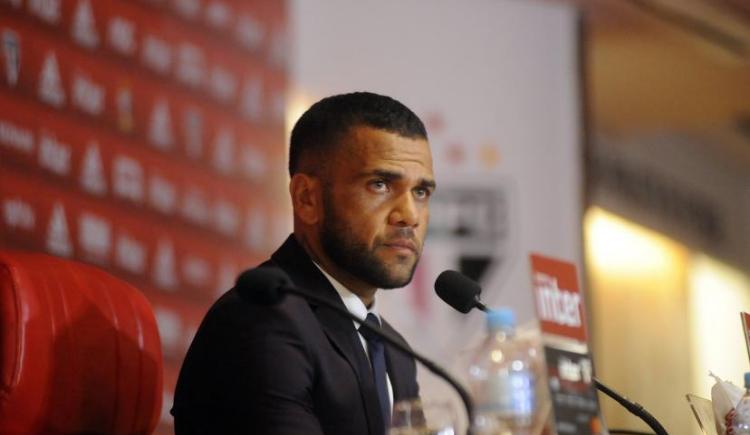 Imagen de Dani Alves, acorralado: cuándo será el juicio y cuántos años podrían darle