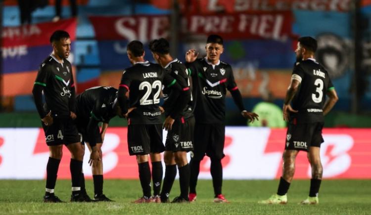 Imagen de ¿Cuándo fue la última vez que un jugador de Vélez dio tres asistencias? Manuel Lanzini rompió la racha ante Armenio