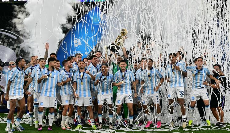 Imagen de Racing pensó tanto en la Recopa que aplastó a Botafogo y gritó campeón