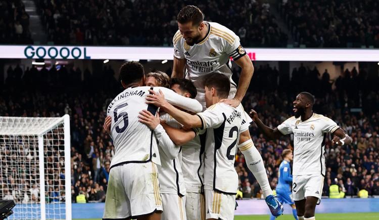 Imagen de Real Madrid goleó a Villarreal y se subió a la cima en España
