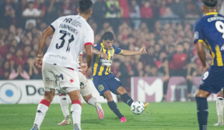 Imagen de Ignacio Malcorra ingresó en la historia del clásico rosarino