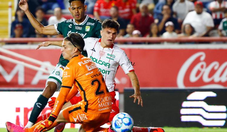 Imagen de Respira Berizzo: Sin James, León volvió al triunfo ante el Necaxa de Gago