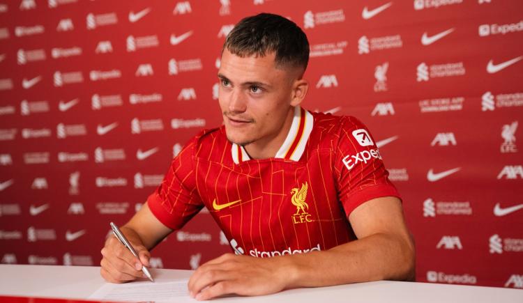 Imagen de Más caro que Enzo Fernández y récord para la Premier League: Liverpool rompió el mercado inglés