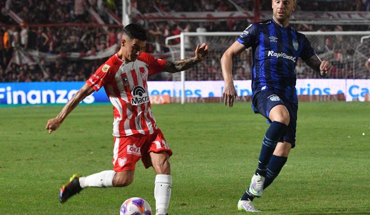 Imagen de Instituto y Atlético Tucumán repartieron puntos