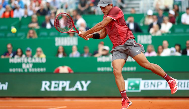 Imagen de Sin milagro en Montecarlo: Báez cayó ante Alcaraz y se despidió del certamen