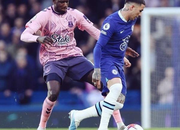 Imagen de El lujo viral de Enzo Fernández ante Everton