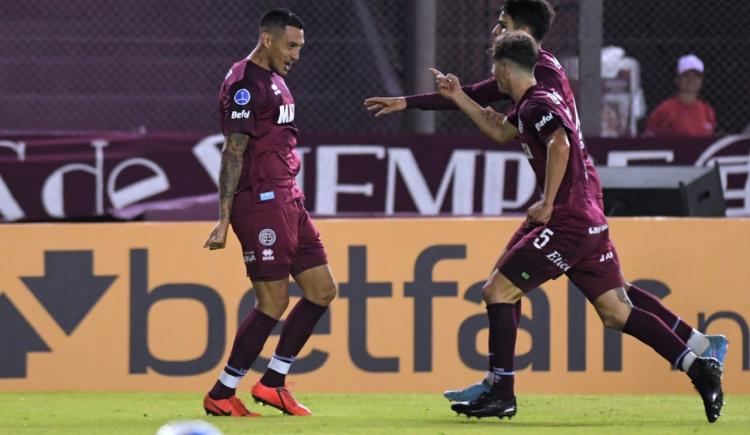 Imagen de Mirá el resumen de Lanús 3-1 Barcelona