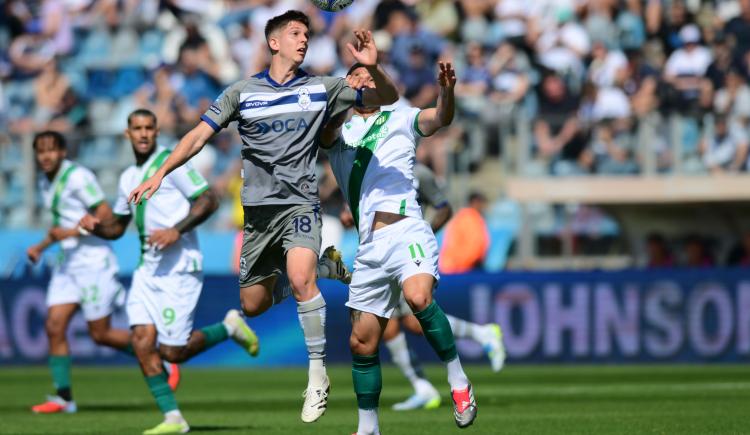 Imagen de Con un golazo agónico, Banfield se lo empató a Gimnasia y lo privó del liderazgo