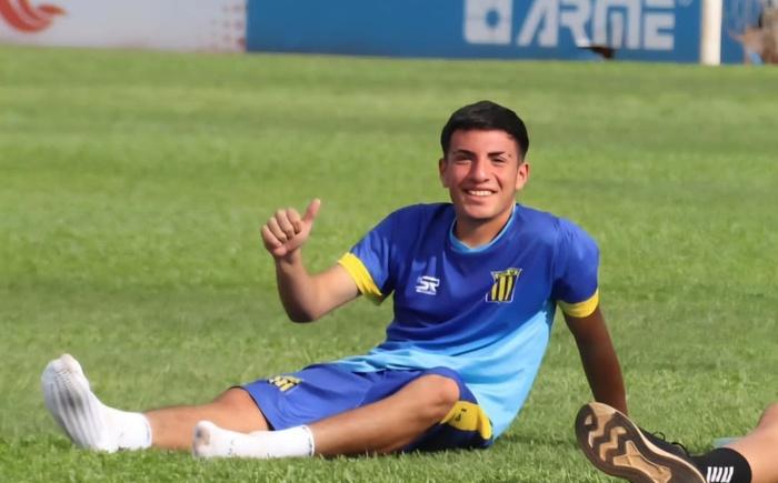 Imagen de La pelota, de luto: murió ahogado un futbolista que iba a jugar en Vélez
