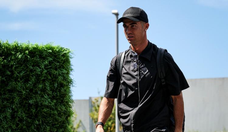 Imagen de Cristiano Ronaldo no se bajó del barco de Portugal