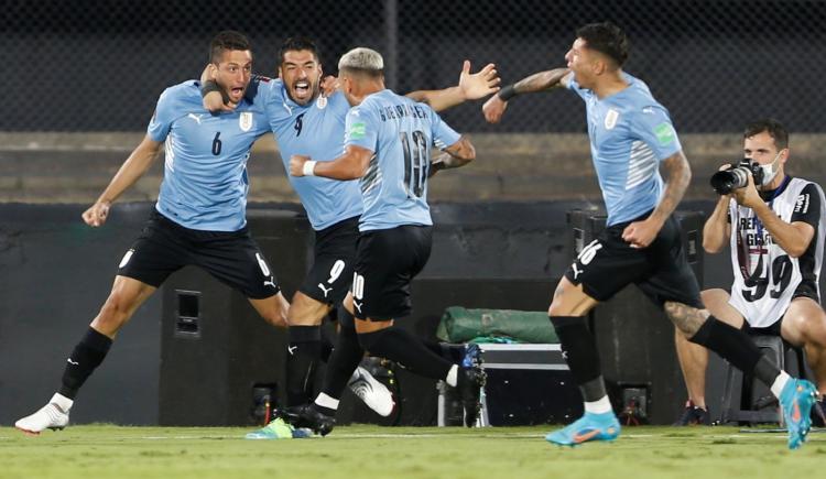 Imagen de URUGUAY GOLEÓ A VENEZUELA Y SIGUE SOÑANDO CON LA CLASIFICACIÓN