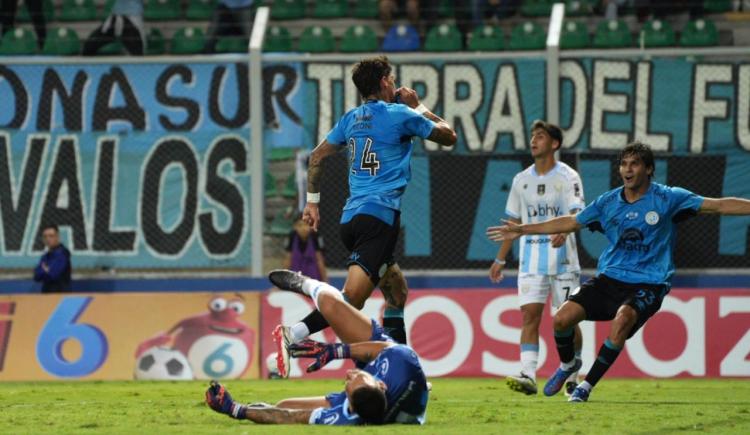 Imagen de Código penal: Belgrano aprovechó 2 de los 3 y avanzó en la Copa Argentina
