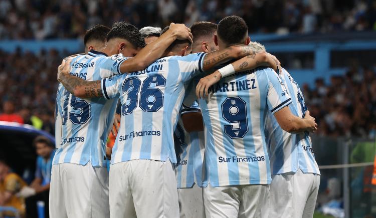Imagen de Racing pegó primero en la Recopa y venció 2-0 a Botafogo