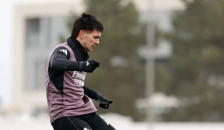 Imagen de Cómo pinta el enero de Mastantuono en Real Madrid
