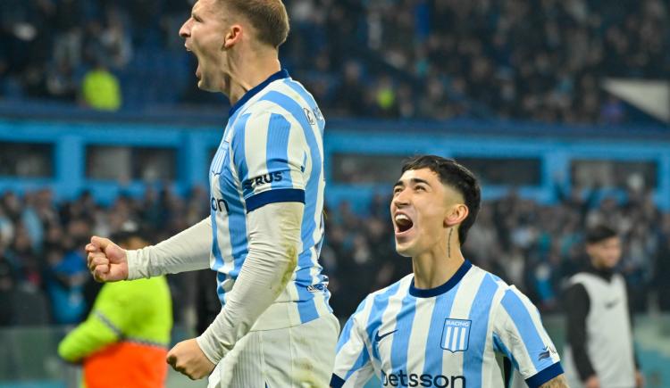 Imagen de Racing inició el Clausura con una sonrisa