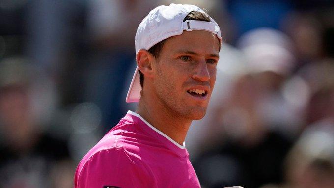 Imagen de Schwartzman remontó dos sets y sigue firme en Roland Garros