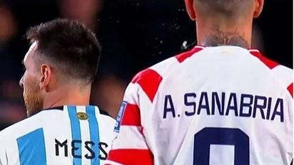 Imagen de Sanabria denunció amenazas y aseguró que no escupió a Messi