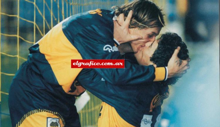 Imagen de Diego y Cani, el beso del alma