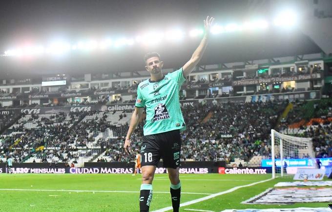 Imagen de Gol argentino en el cierre de la fecha 9 de la Liga MX