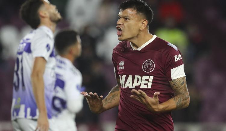 Imagen de Lanús goleó 5-0 a Metropolitanos, avanzó a octavos y es el mejor líder de la Sudamericana