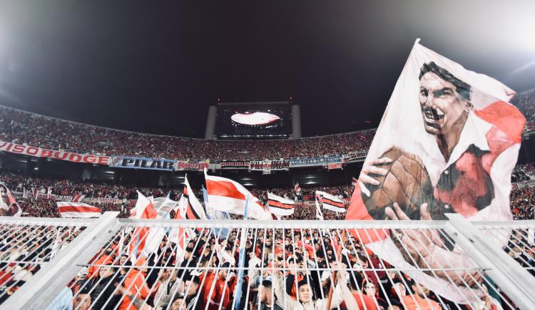 Imagen de River y un récord de victorias Monumental