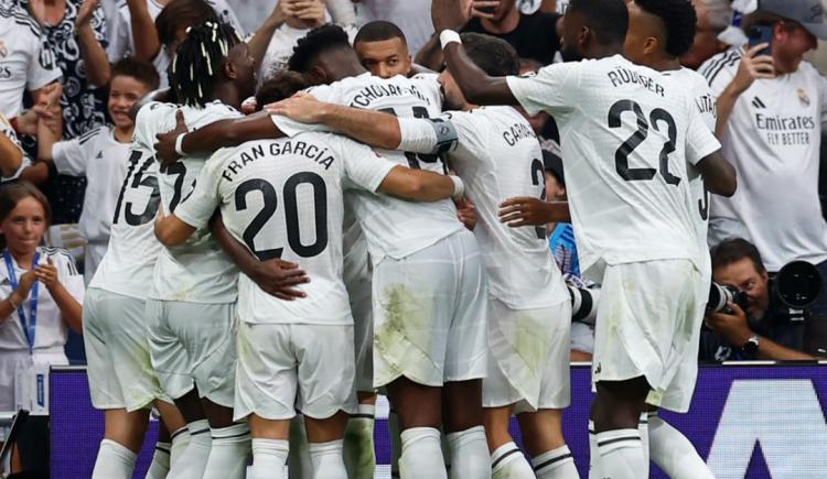 Imagen de ¿Galáctico con destino árabe? Habría una tremenda oferta por un crack de Real Madrid