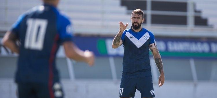 Imagen de VÉLEZ SÁRSFIELD RECIBE A ALDOSIVI EN LINIERS