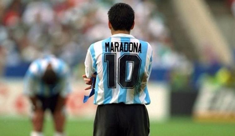 Imagen de MARADONA ETERNO, COMO SUS HOMENAJES