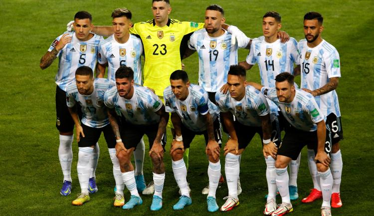 Imagen de LA SCALONETA EXTENDIÓ SU INVICTO A 28 PARTIDOS