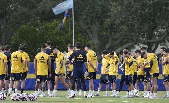 Imagen de Rayos y centellas: Boca debió interrumpir la práctica en Miami