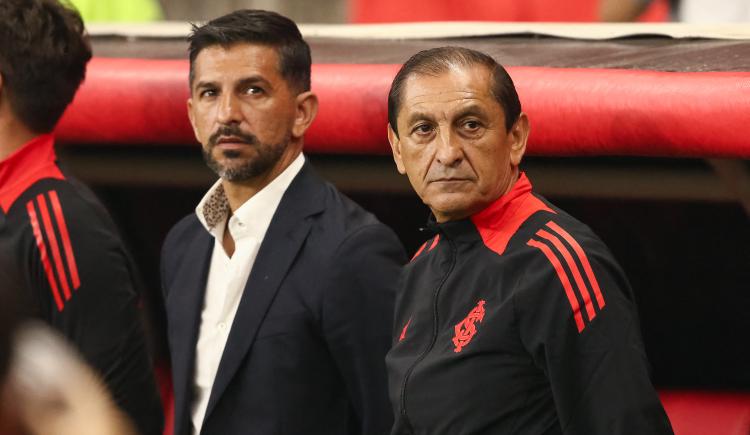 Imagen de Emiliano Díaz y la chance de dirigir a River: "¿Cómo no me va a gustar? Es la Casa Blanca"