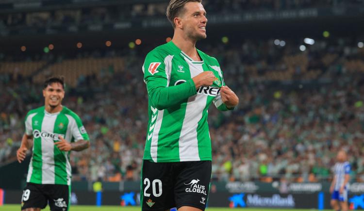 Imagen de Lo Celso le dio la primera victoria a Betis y amargó a Chacho Coudet