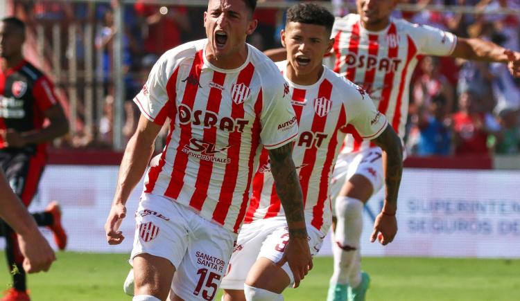 Imagen de Unión derrotó 1 a 0 a Newell´s