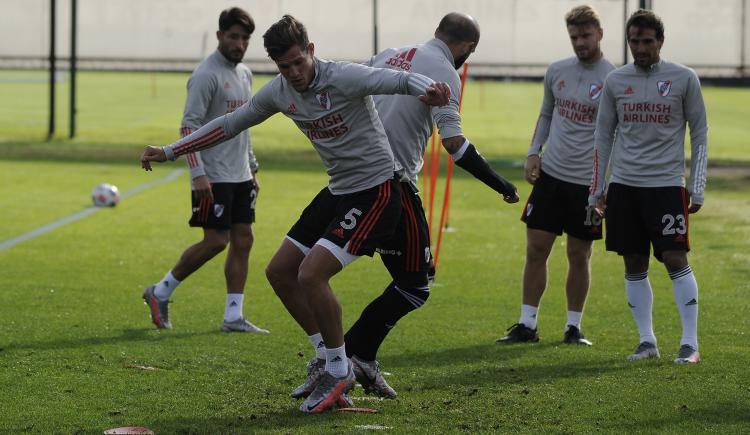 Imagen de RIVER: CON BAJAS A COLOMBIA Y ¿SIN MONTIEL PARA EL SUPERCLÁSICO?