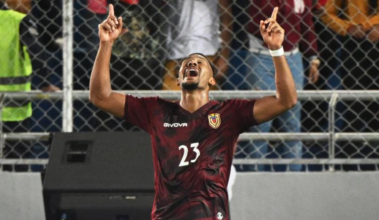 Imagen de Rondón sigue de racha y anotó el 2-0 ante Chile