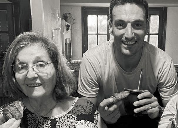 Imagen de Profundo dolor: falleció la mamá de Lionel Scaloni