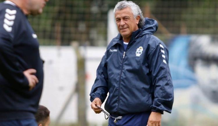 Imagen de Gimnasia: Gorosito evalúa hacer cambios en en defensa para jugar el clásico platense