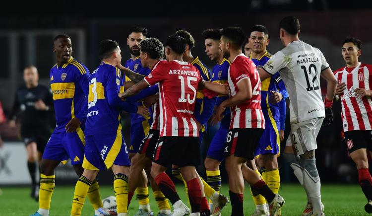 Imagen de Boca y Estudiantes empataron 1-1 en un partido caliente