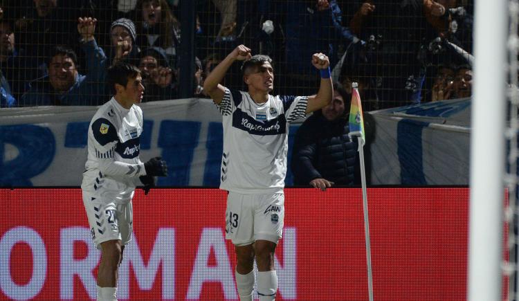 Imagen de Mirá el resumen de Gimnasia 3-1 Racing