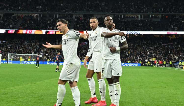 Imagen de La casa gris: silbidos para Ancelotti y compañía en la sufrida clasificación de Real Madrid